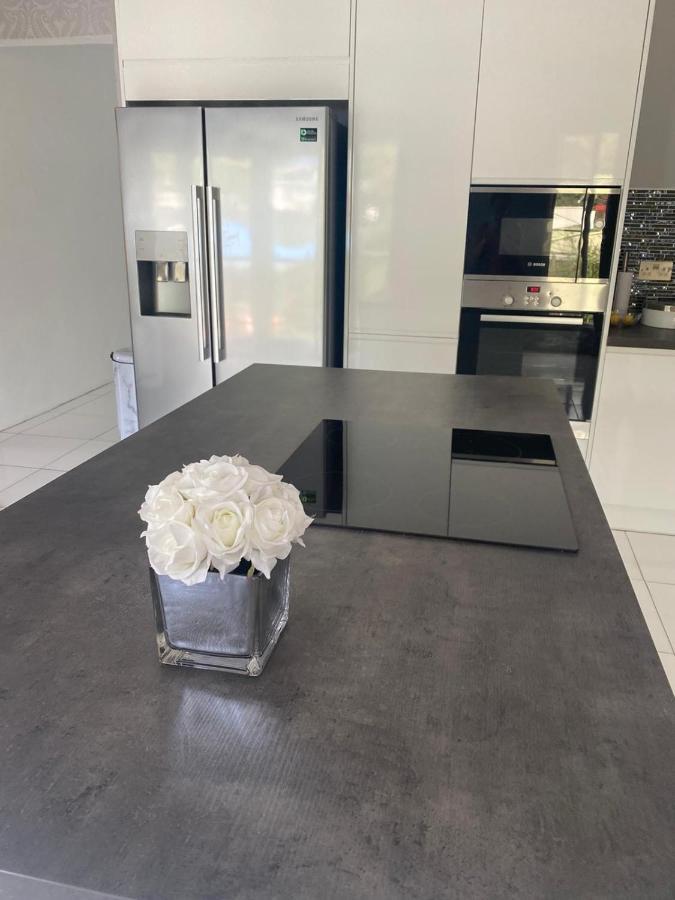 Belle Luxury Apartments Грос Айлет Екстериор снимка