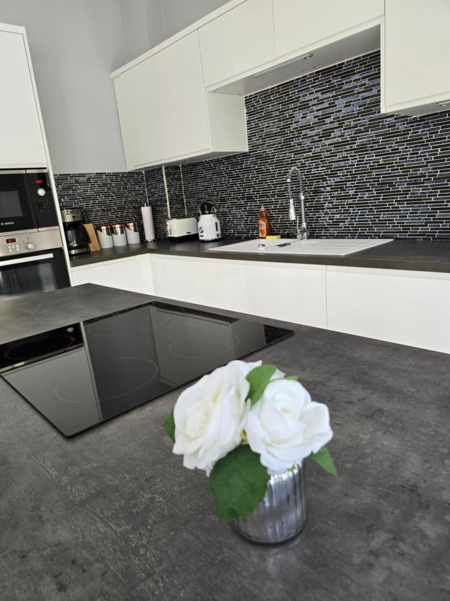 Belle Luxury Apartments Грос Айлет Екстериор снимка